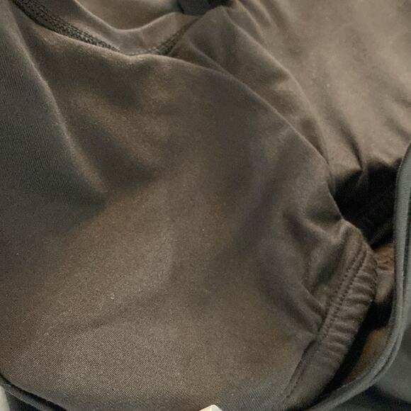 NWT Jockey Black Suede Interlock Airbrush Tank w/Shelf Bra Size Large - Picture 4 of 7